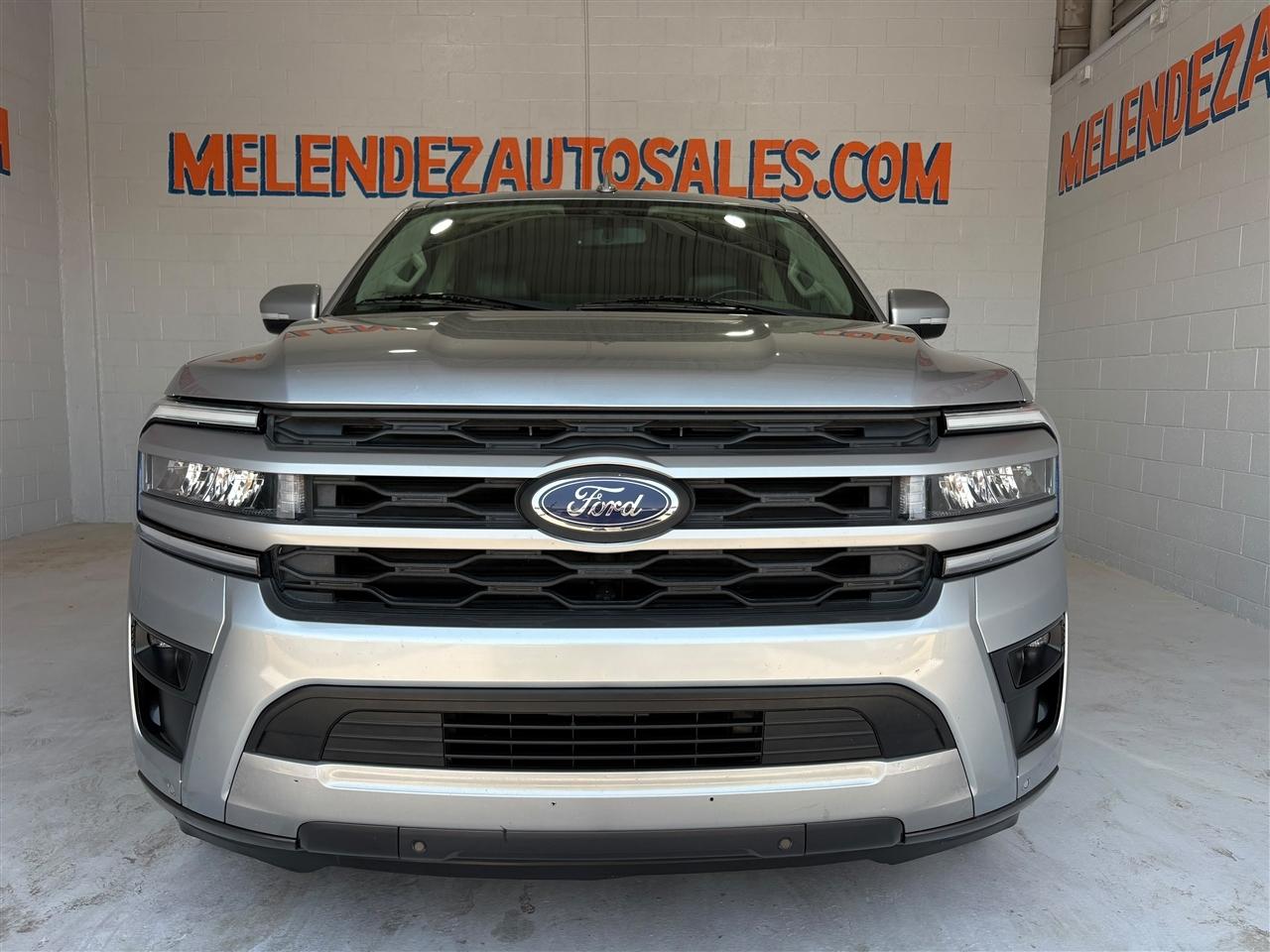 Ford Expedition XLT 2022