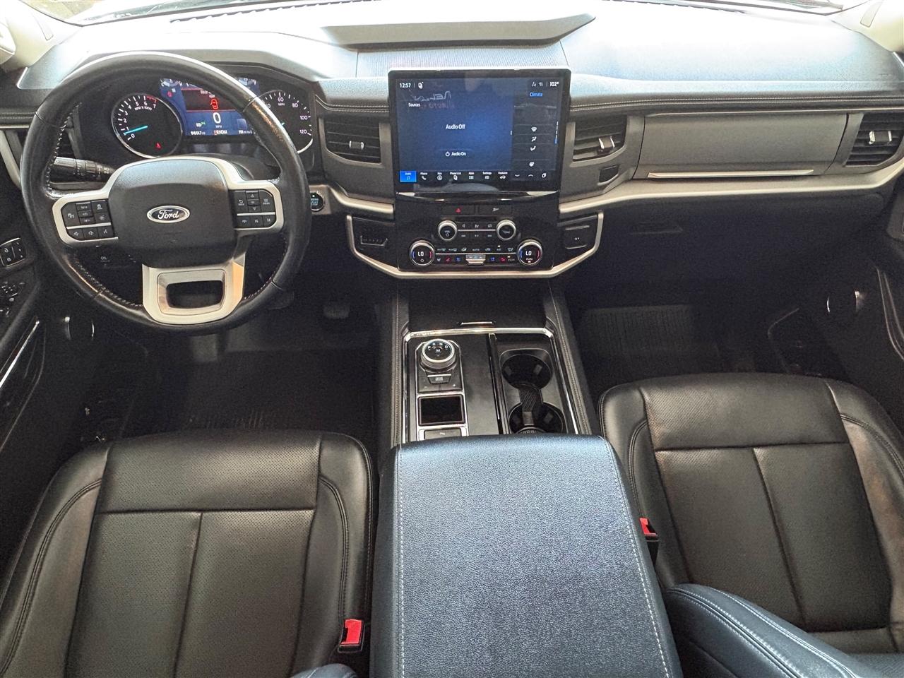Ford Expedition XLT 2022