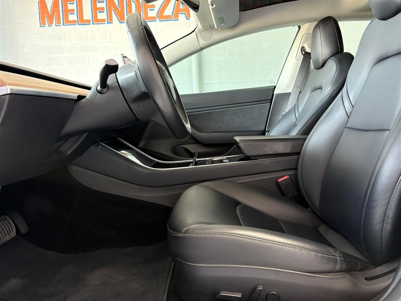 Tesla Model 3 Base 2018