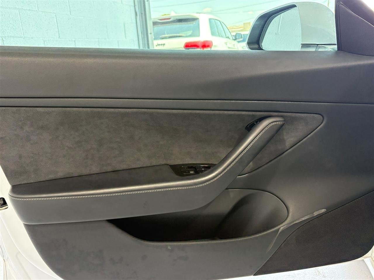 Tesla Model 3 Base 2018