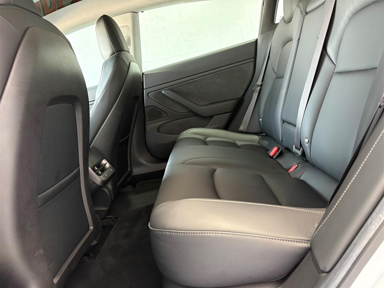 Tesla Model 3 Base 2018