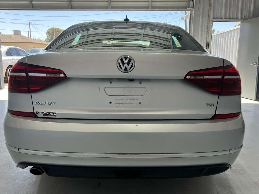 Volkswagen Passat S 2018