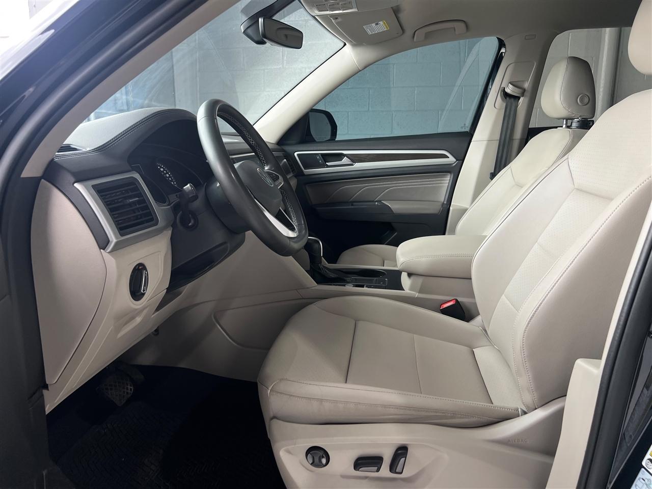 Volkswagen Atlas V6 SE w/Technology 2021