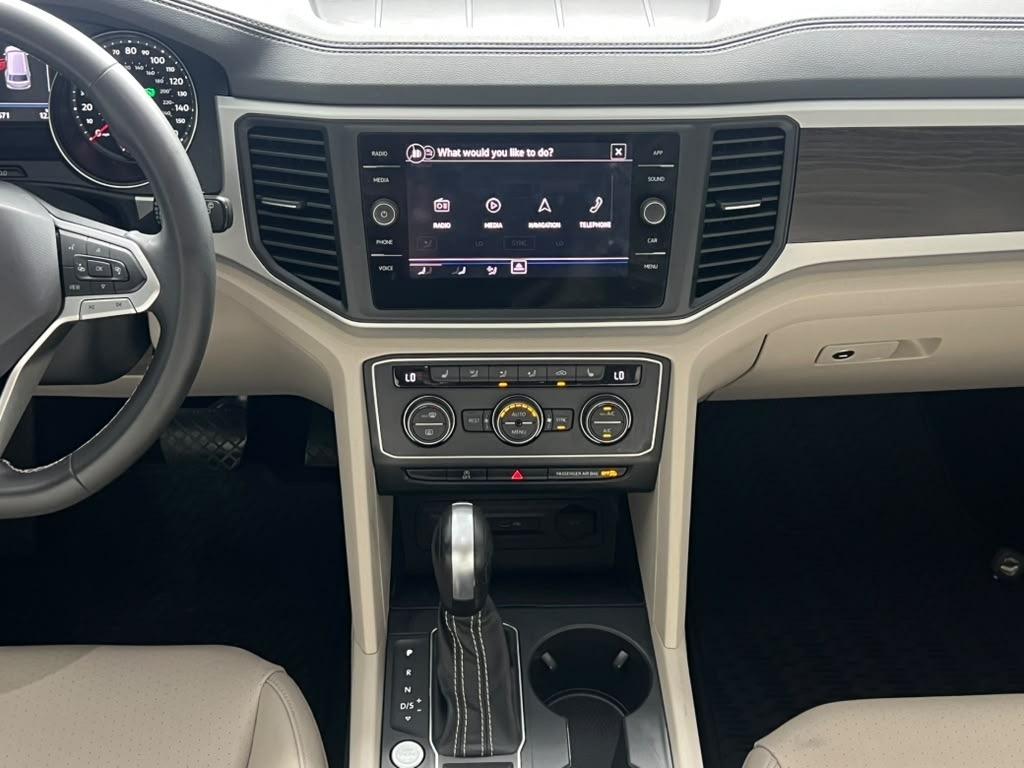 Volkswagen Atlas V6 SE w/Technology 2021