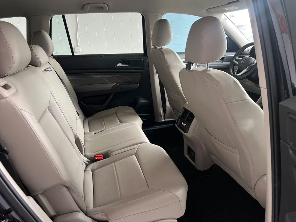 Volkswagen Atlas V6 SE w/Technology 2021