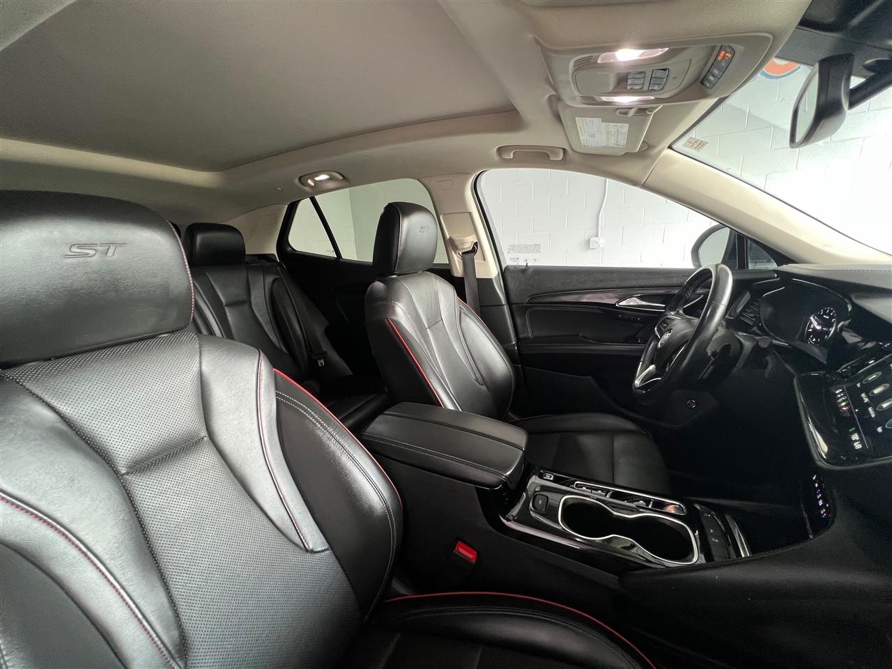 Buick Envision Essense 2023
