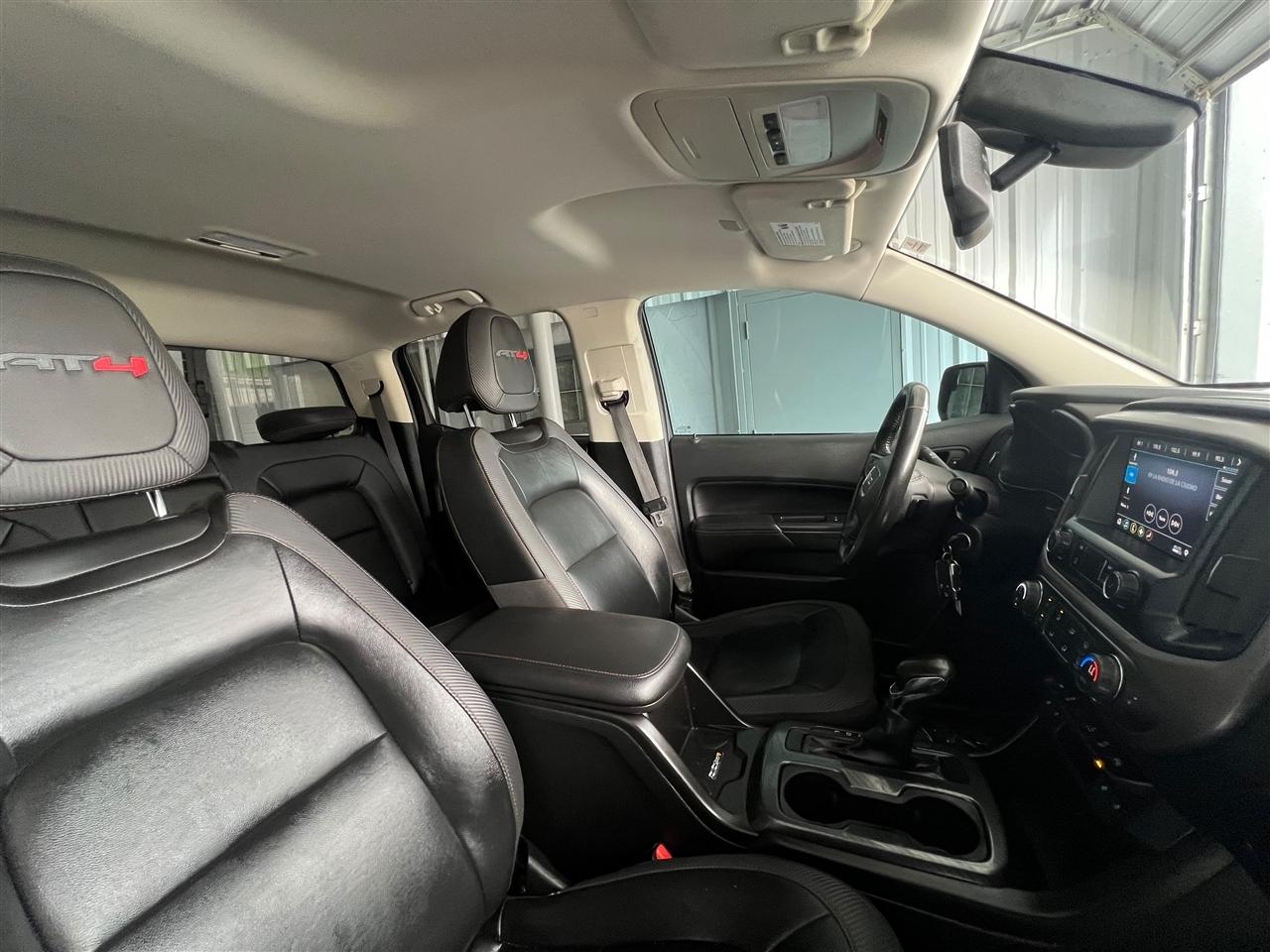 GMC Canyon AT4 Crew Cab w/Leather 4WD 2022