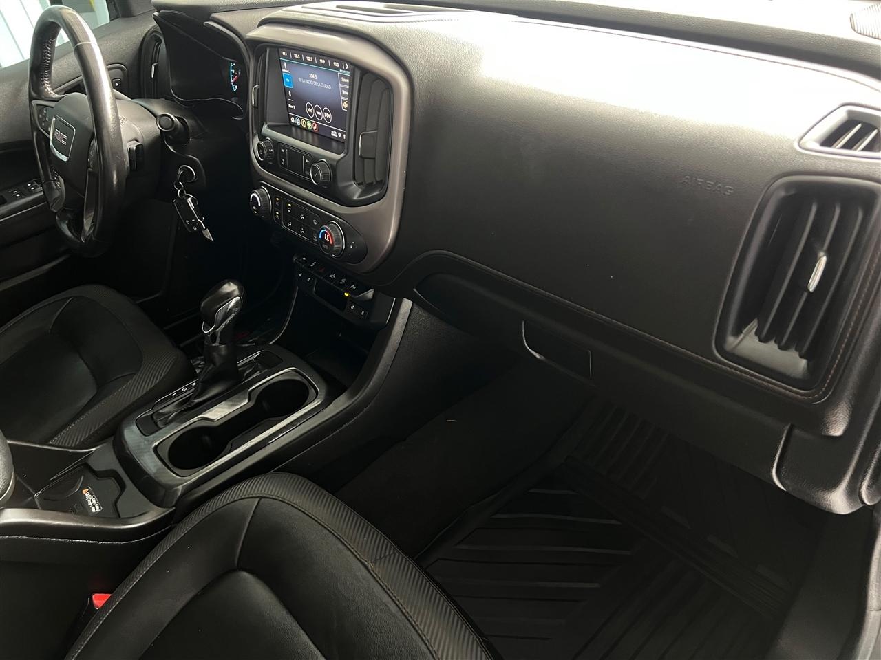 GMC Canyon AT4 Crew Cab w/Leather 4WD 2022