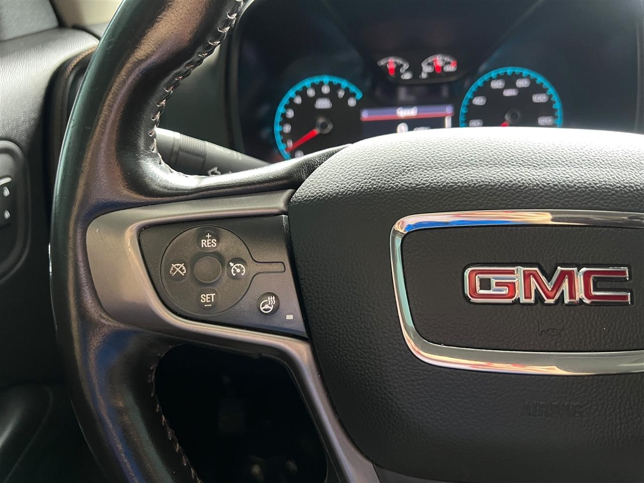 GMC Canyon AT4 Crew Cab w/Leather 4WD 2022