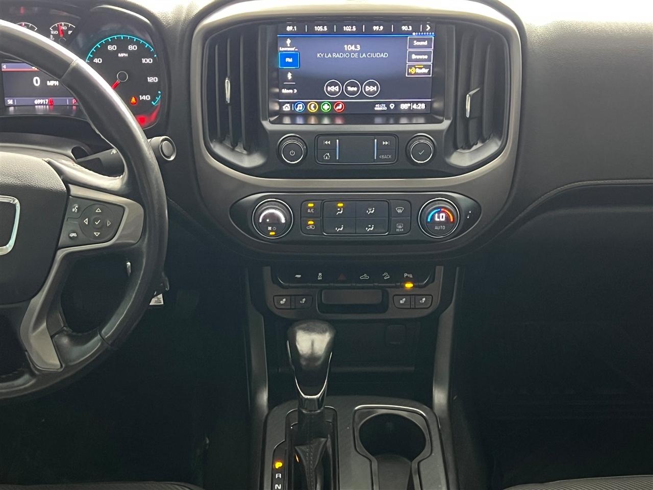 GMC Canyon AT4 Crew Cab w/Leather 4WD 2022