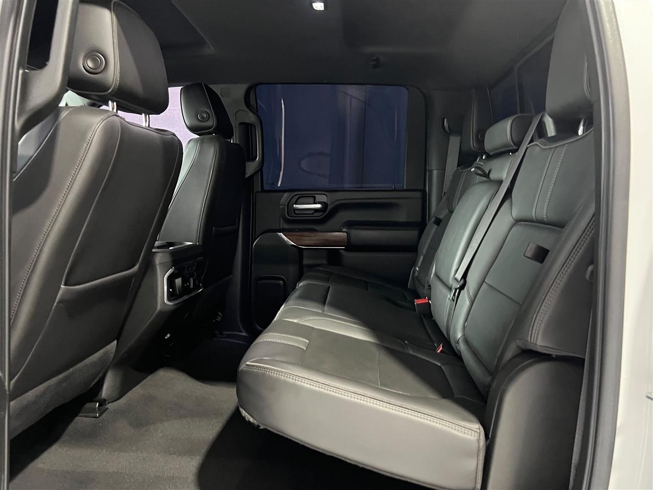 Chevrolet Silverado 2500HD High Country Crew Cab Long Box 4WD 2022