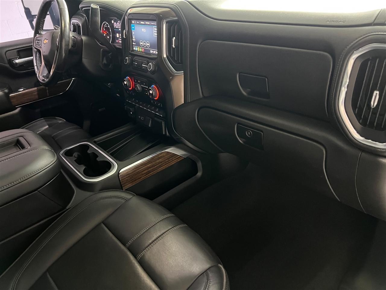 Chevrolet Silverado 2500HD High Country Crew Cab Long Box 4WD 2022