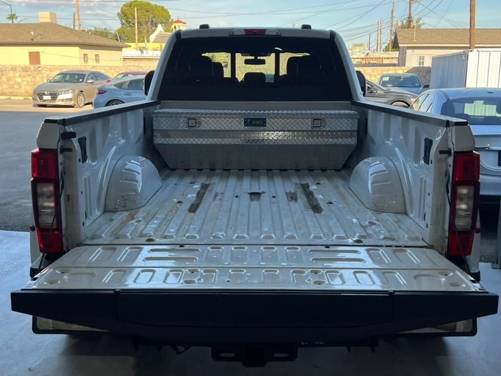 Ford F-350 SD Lariat Crew Cab Long Bed DRW 4WD 2022