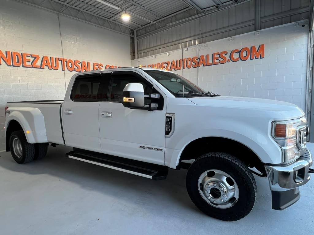 Ford F-350 SD Lariat Crew Cab Long Bed DRW 4WD 2022
