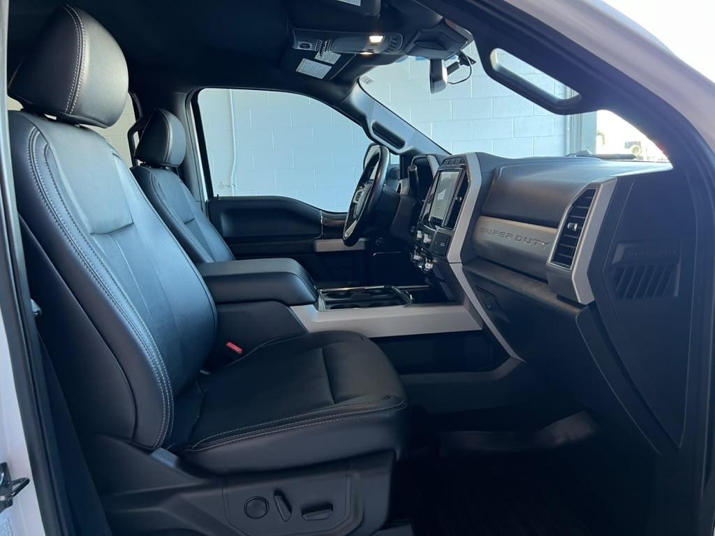 Ford F-350 SD Lariat Crew Cab Long Bed DRW 4WD 2022
