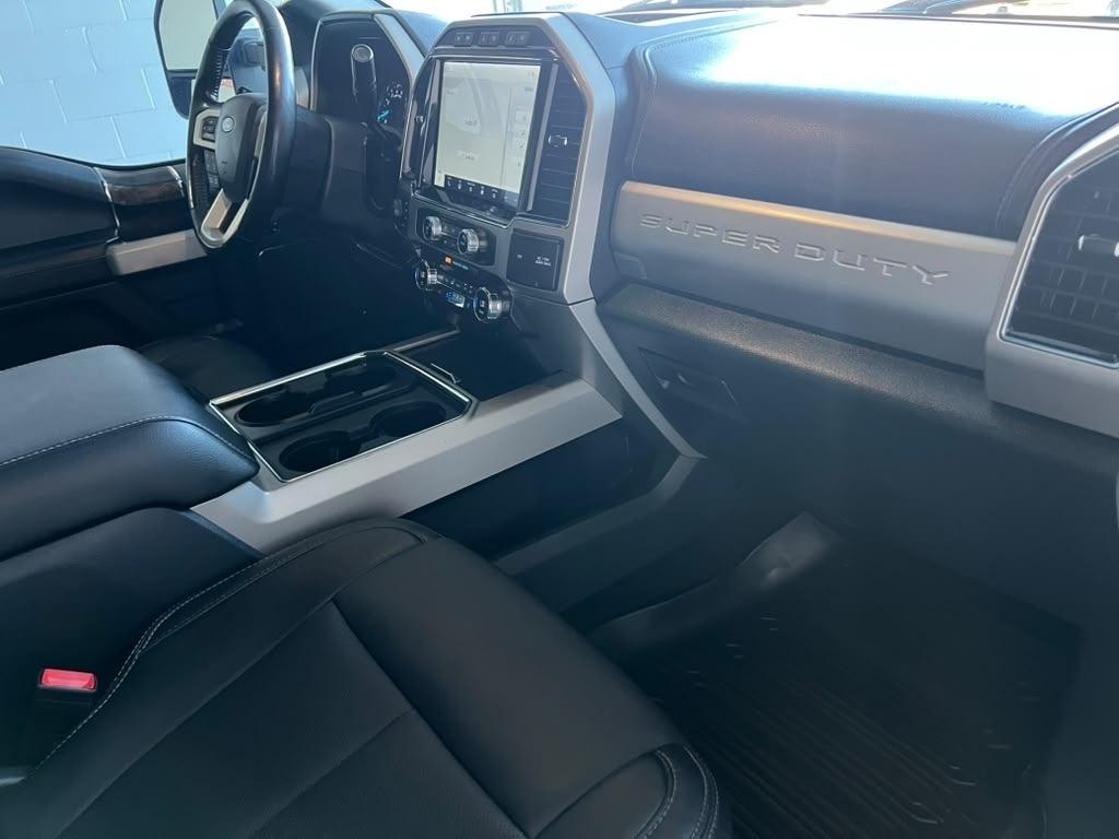 Ford F-350 SD Lariat Crew Cab Long Bed DRW 4WD 2022