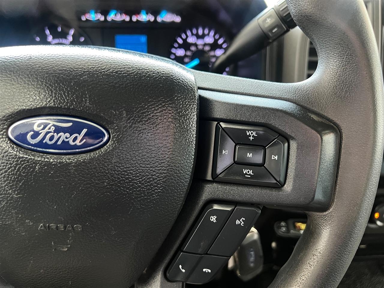 Ford F-350 SD XL 2WD DRW 2022