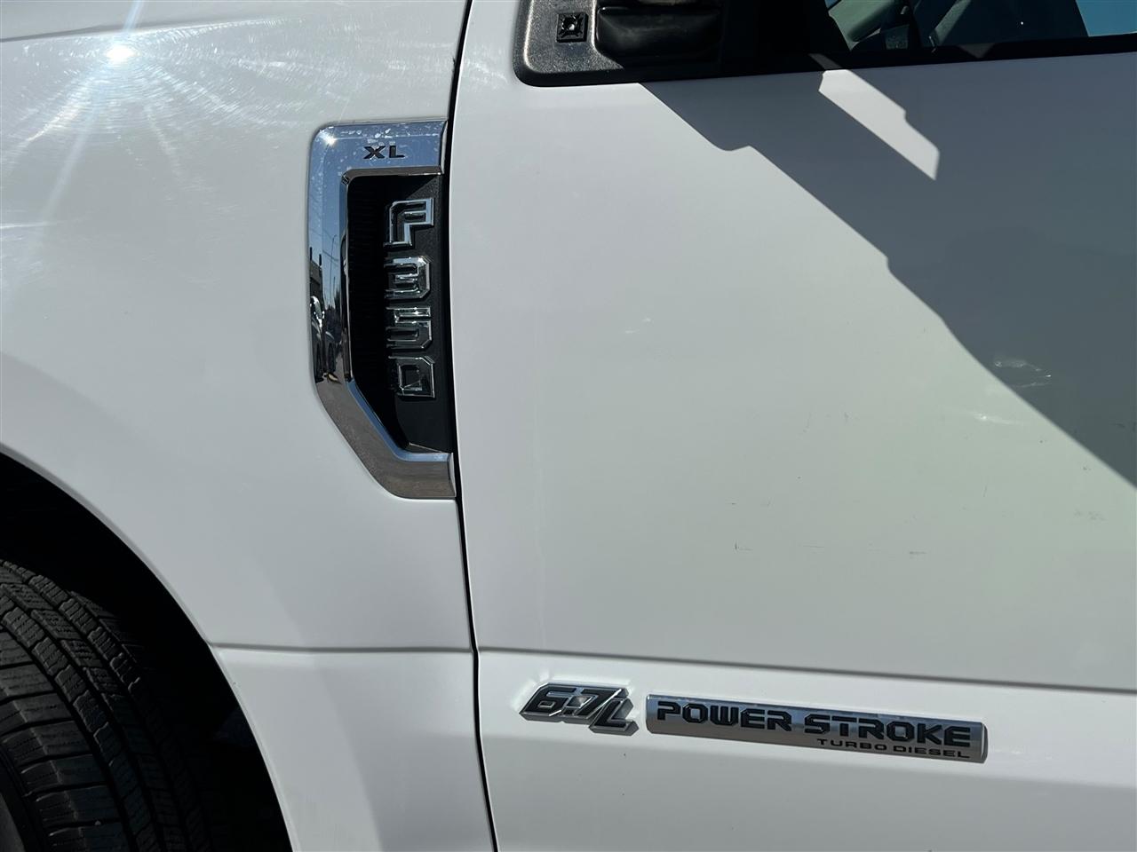 Ford F-350 SD XL 2WD DRW 2022