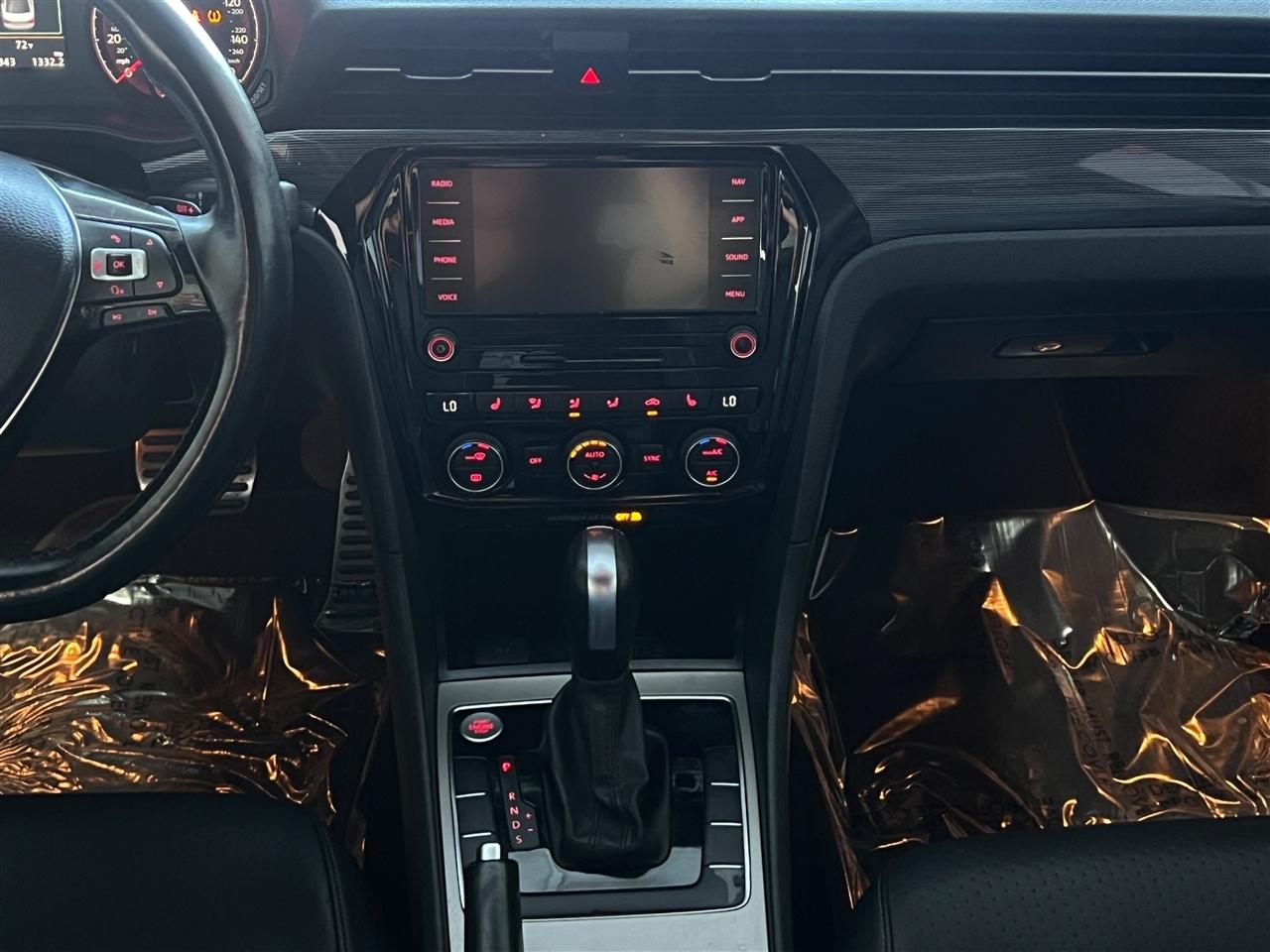 Volkswagen Passat R-Line 2022