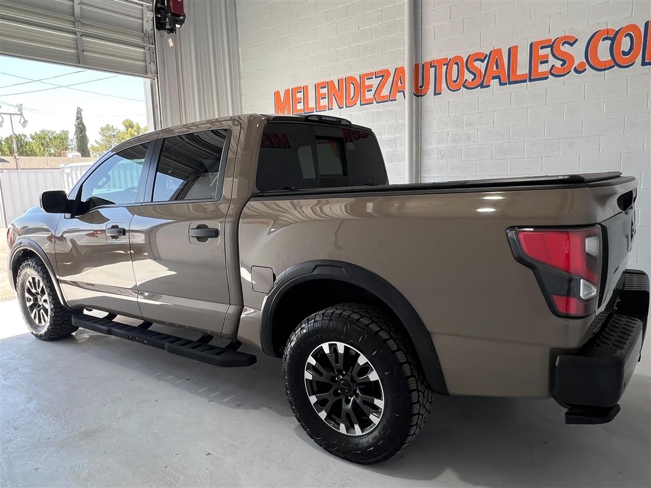 Nissan Titan PRO-4X Crew Cab 4WD 2021