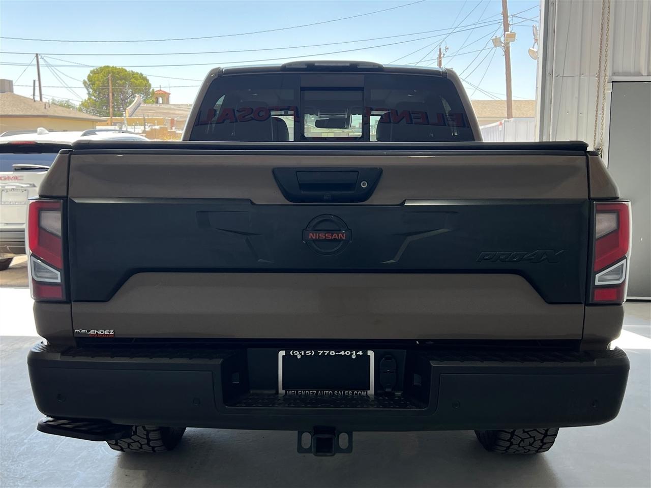 Nissan Titan PRO-4X Crew Cab 4WD 2021