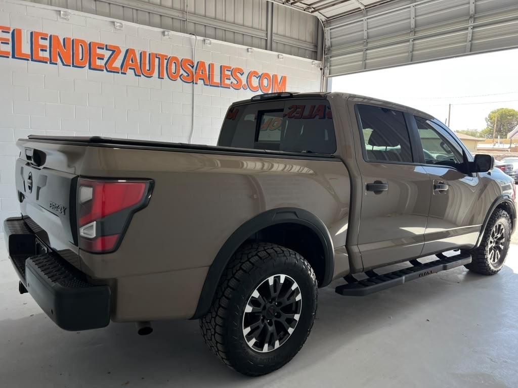 Nissan Titan PRO-4X Crew Cab 4WD 2021