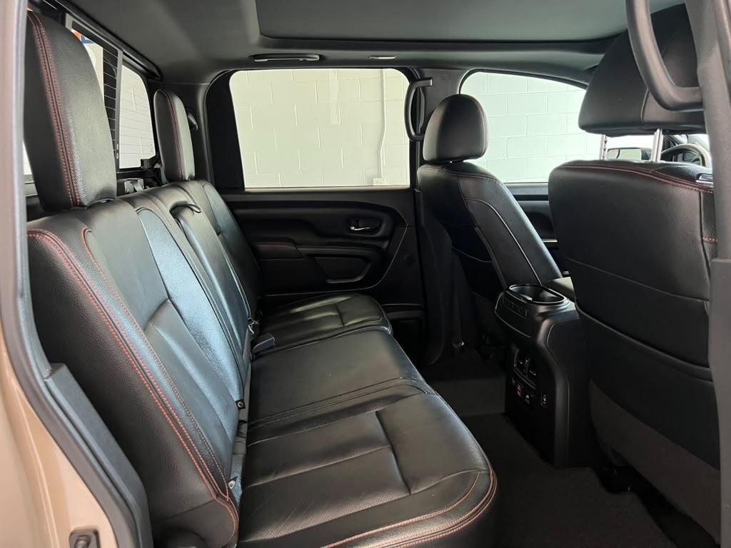 Nissan Titan PRO-4X Crew Cab 4WD 2021