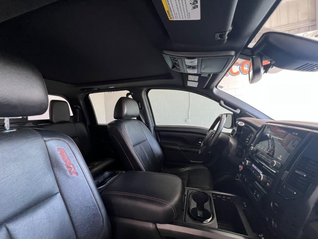 Nissan Titan PRO-4X Crew Cab 4WD 2021