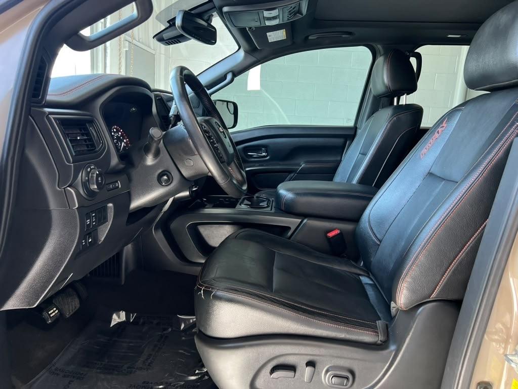 Nissan Titan PRO-4X Crew Cab 4WD 2021