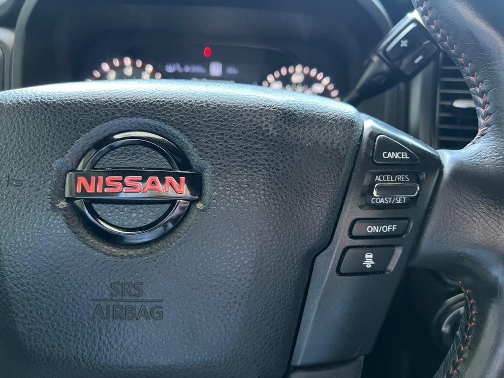 Nissan Titan PRO-4X Crew Cab 4WD 2021