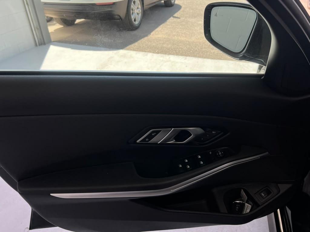 BMW 3-Series 330i xDrive 2020