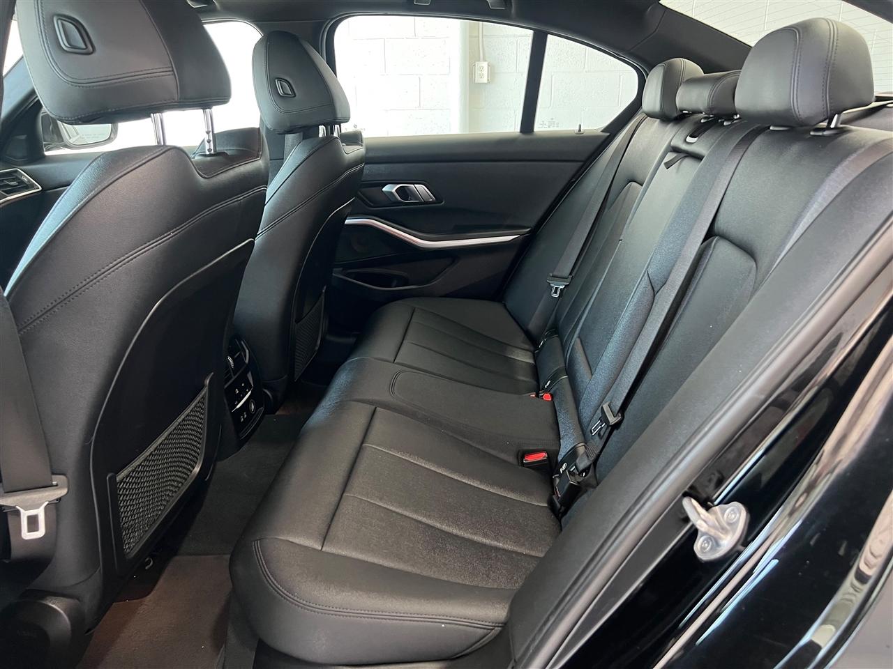 BMW 3-Series 330i xDrive 2020