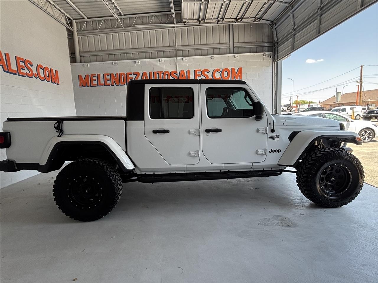 Jeep Gladiator Sport S 2021