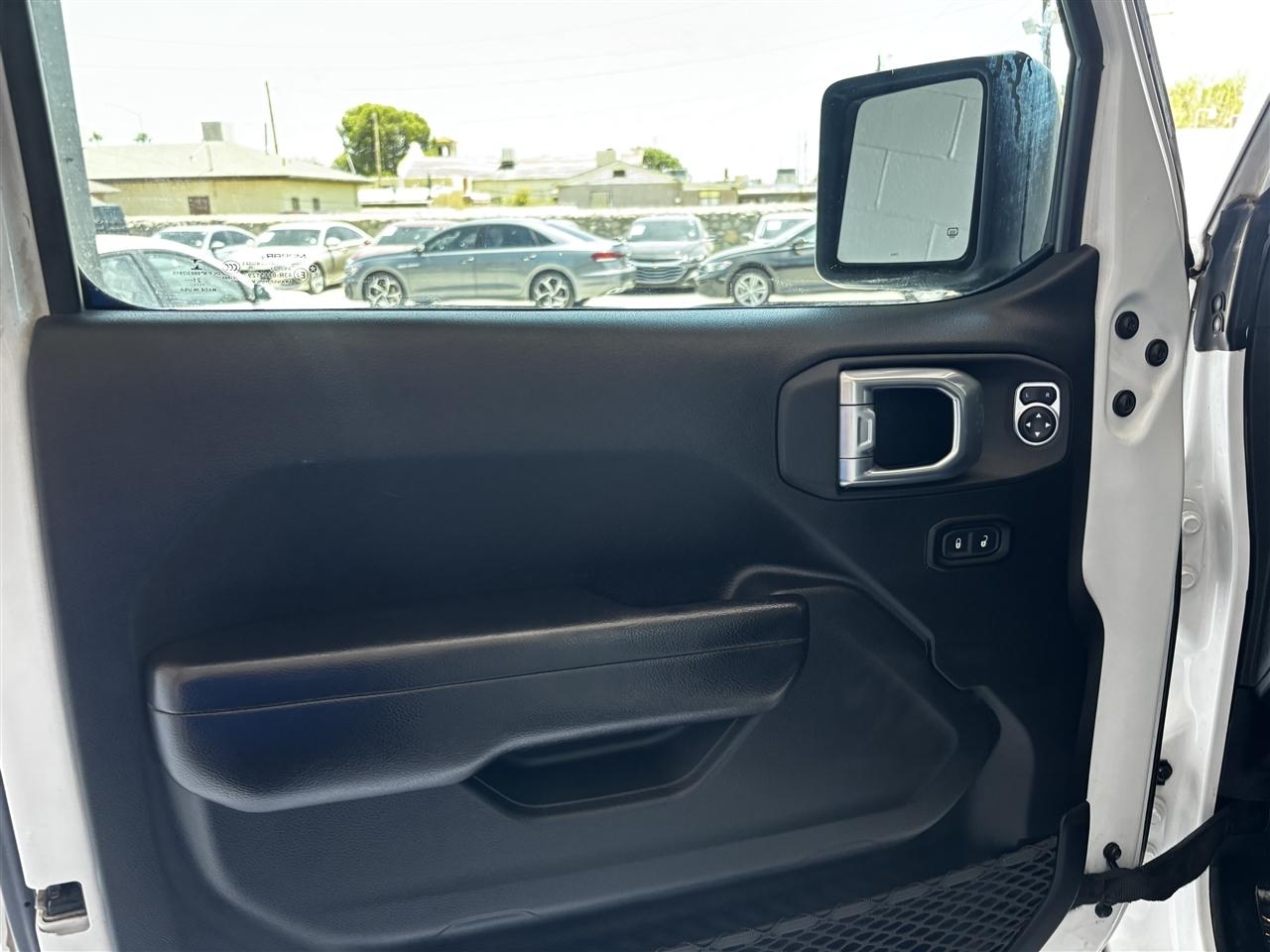Jeep Gladiator Sport S 2021
