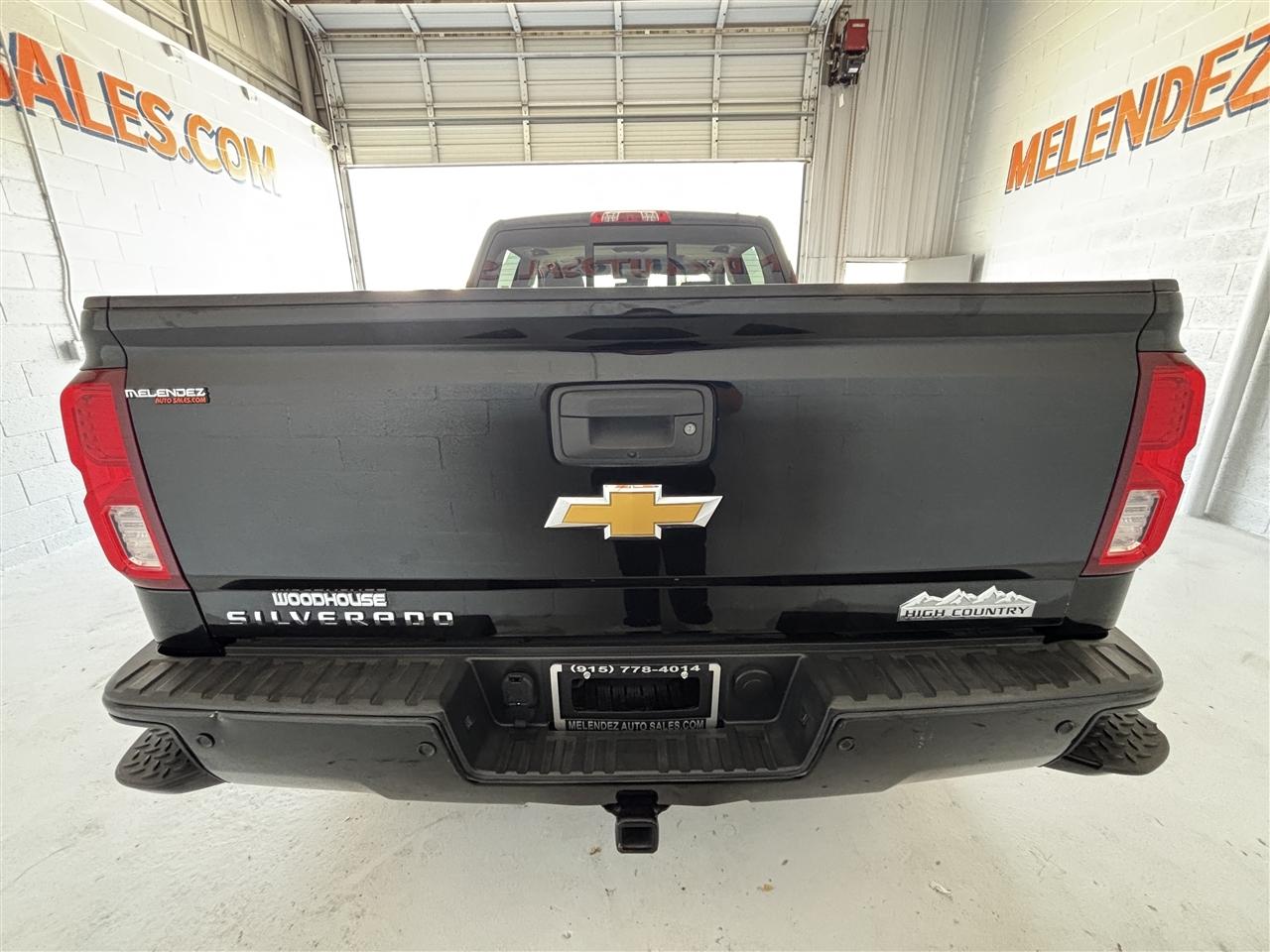 Chevrolet Silverado 1500 High Country Crew Cab Long Box 4WD 2017
