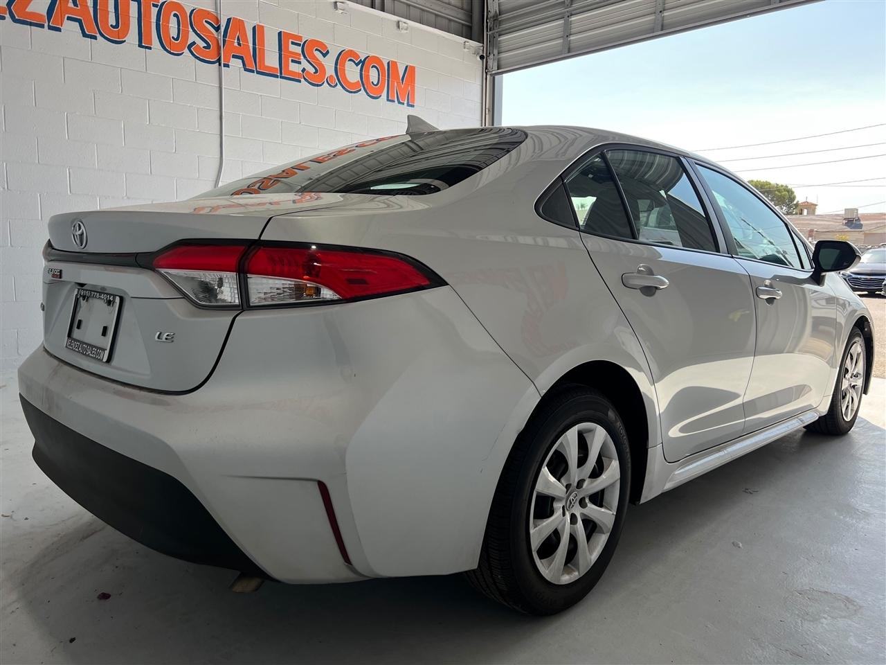 Toyota Corolla LE 2024