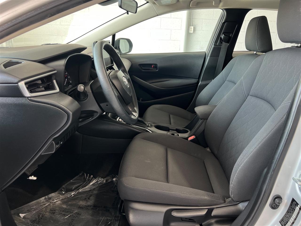 Toyota Corolla LE 2024