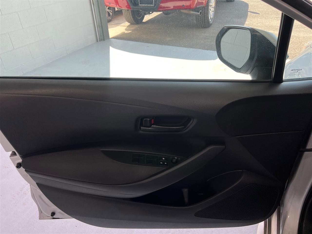 Toyota Corolla LE 2024