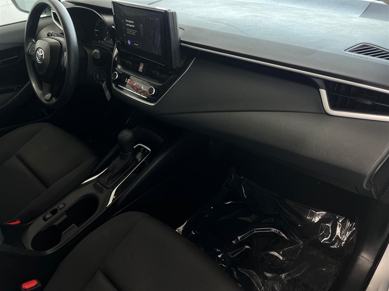 Toyota Corolla LE 2024