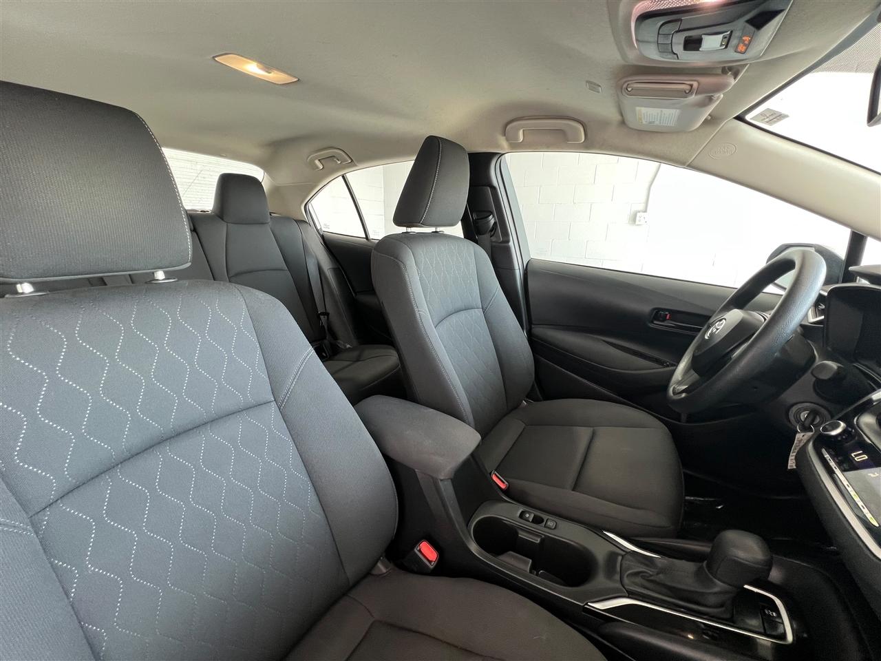 Toyota Corolla LE 2024