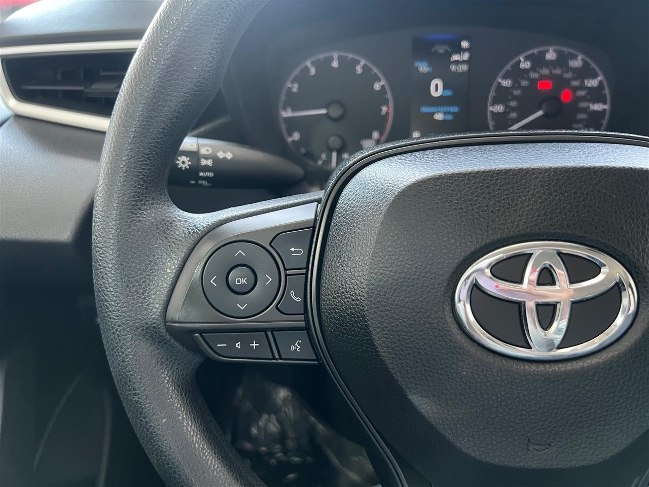 Toyota Corolla LE 2024