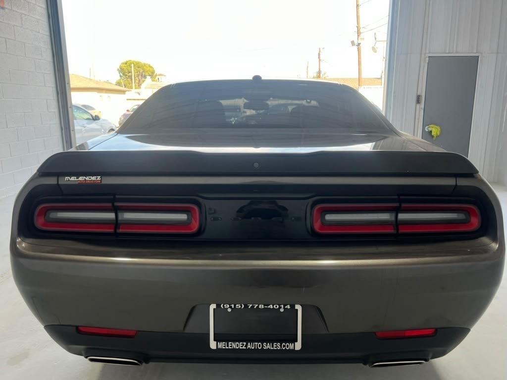 Dodge Challenger SXT 2023