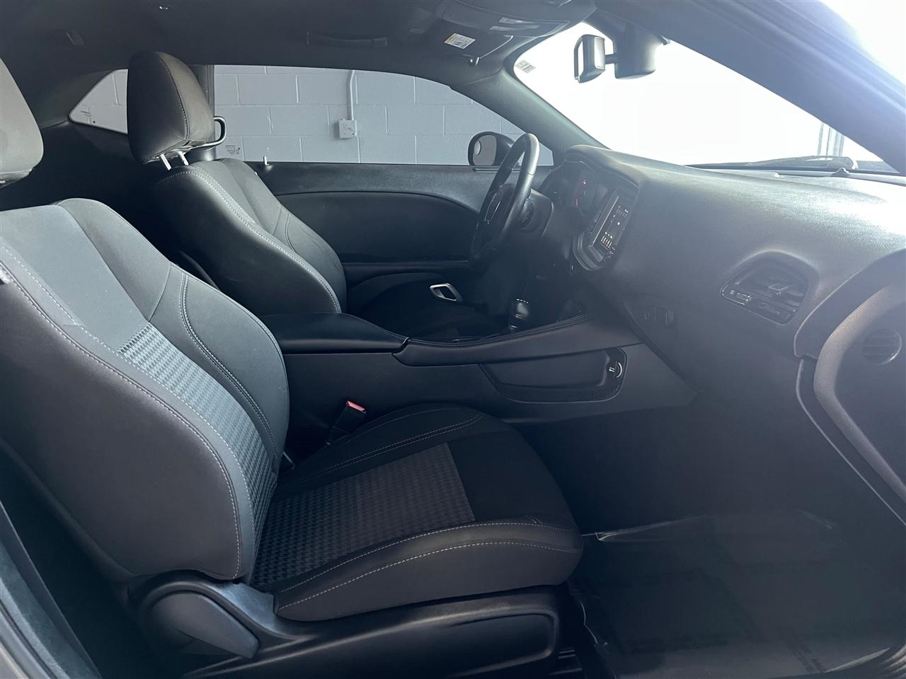 Dodge Challenger SXT 2023