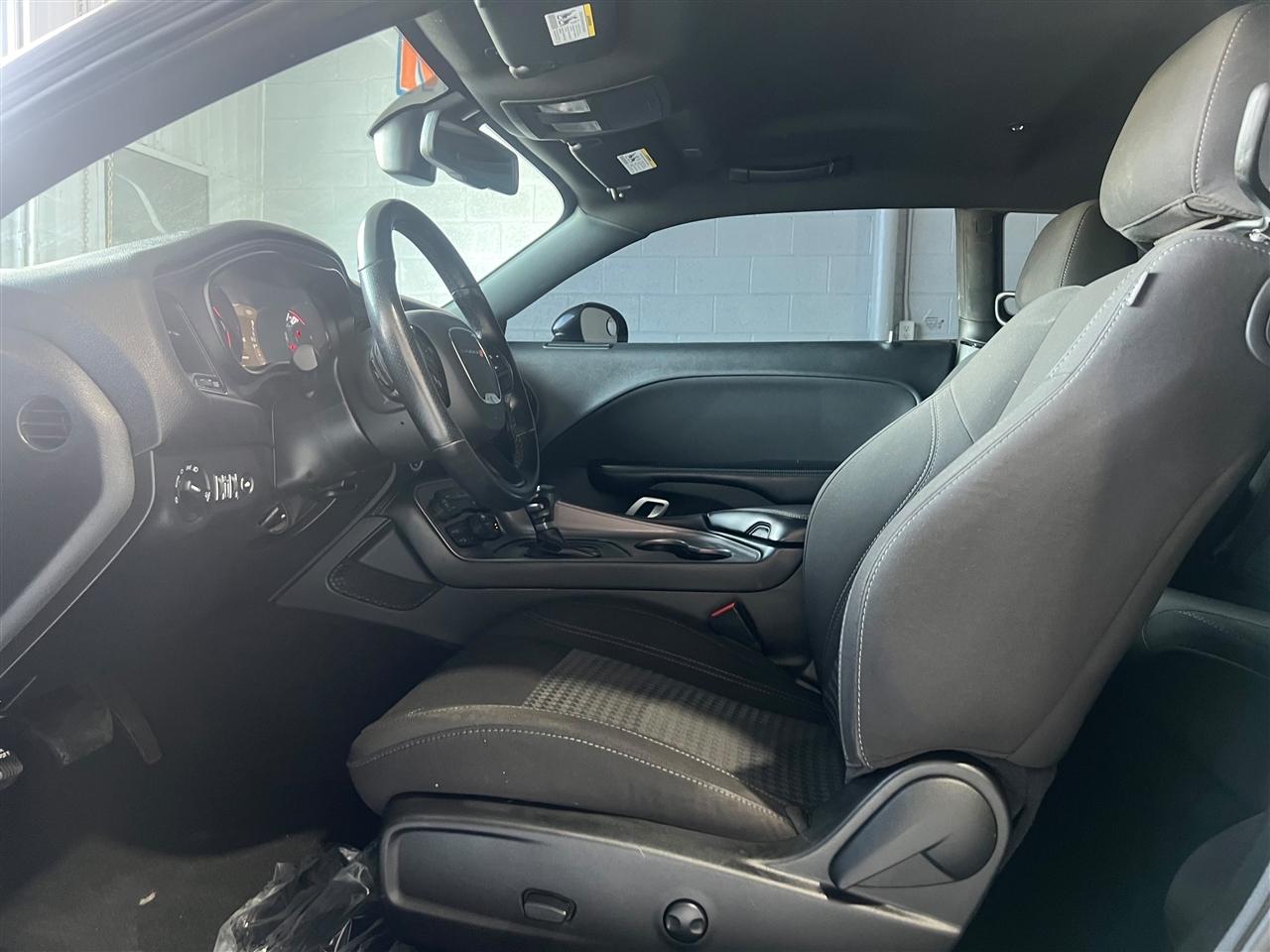 Dodge Challenger SXT 2023