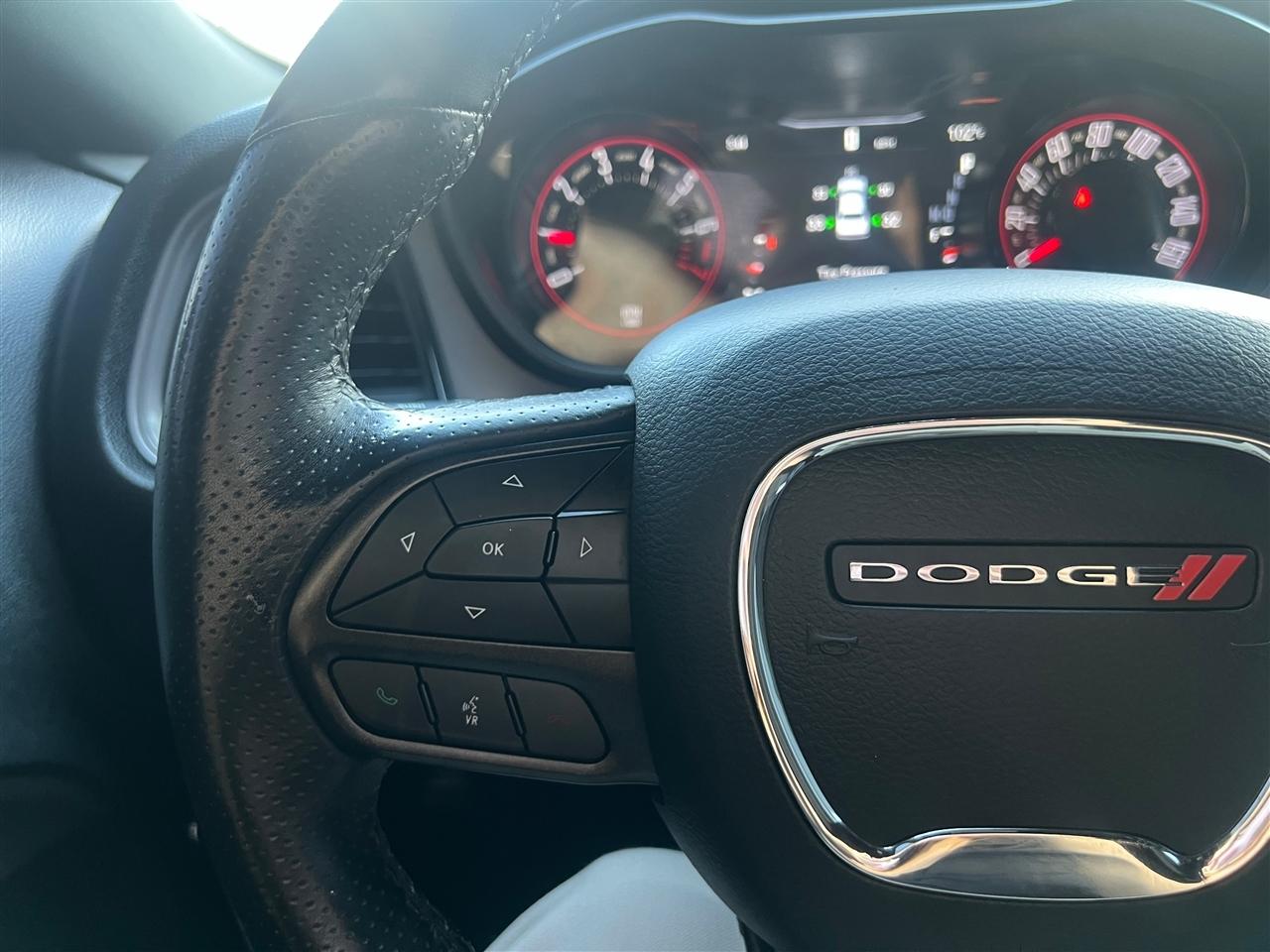 Dodge Challenger SXT 2023