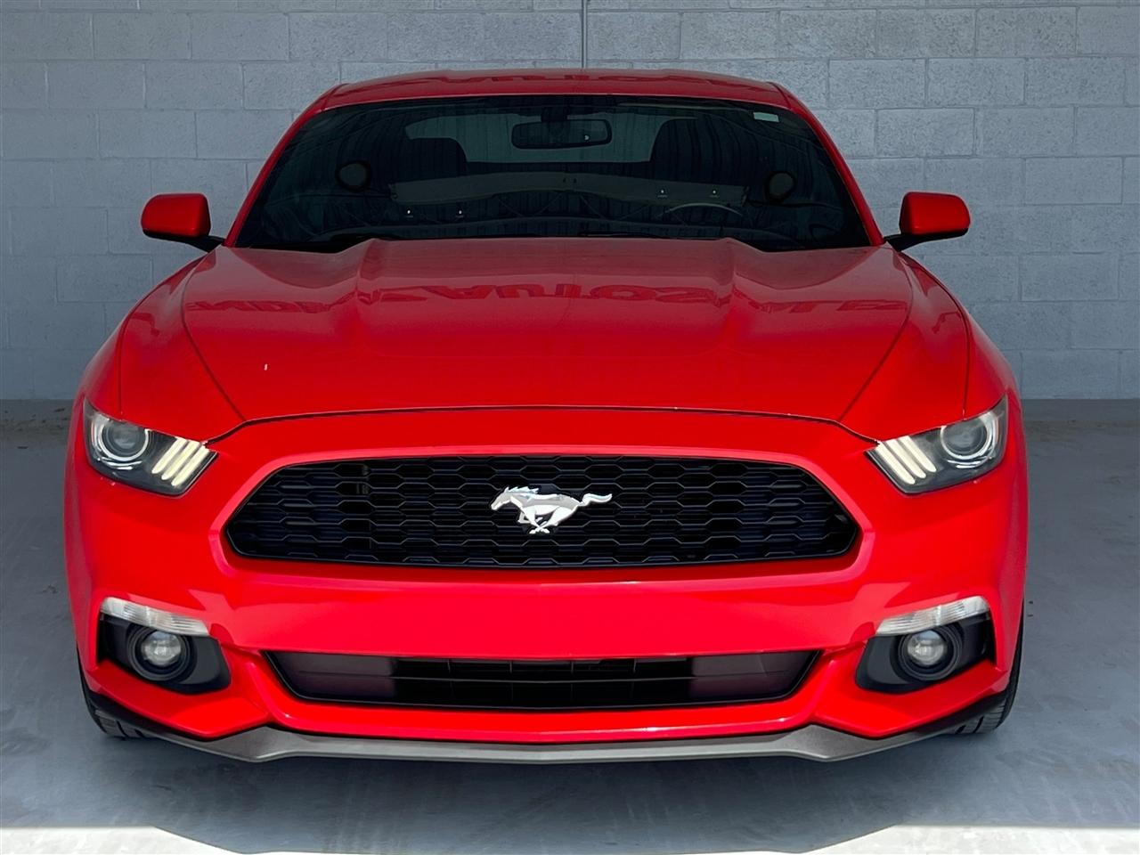 Ford Mustang V6 Coupe 2015