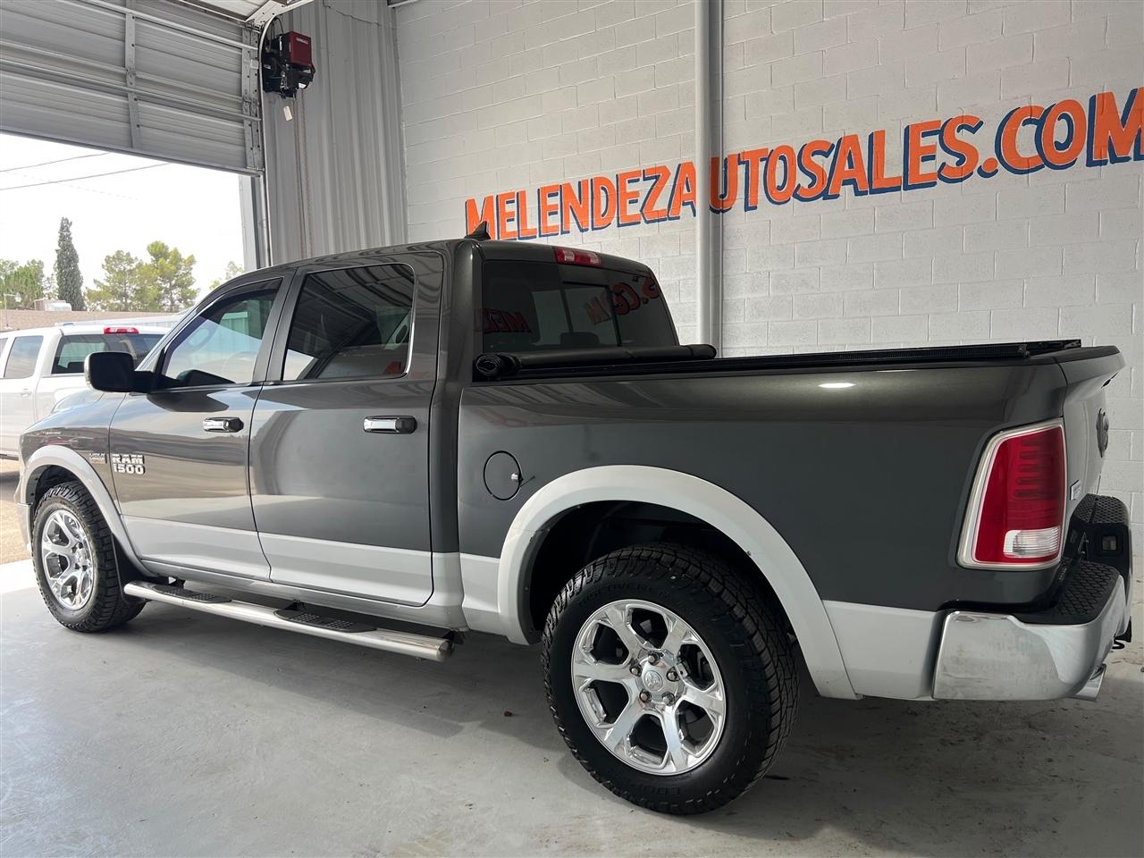 RAM 1500 Laramie Crew Cab SWB 4WD 2016