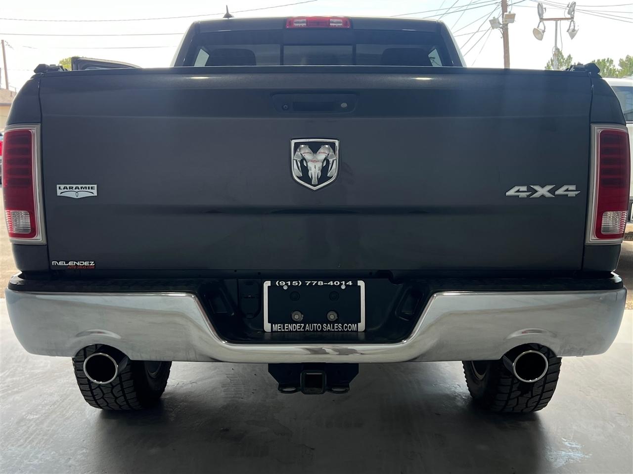 RAM 1500 Laramie Crew Cab SWB 4WD 2016