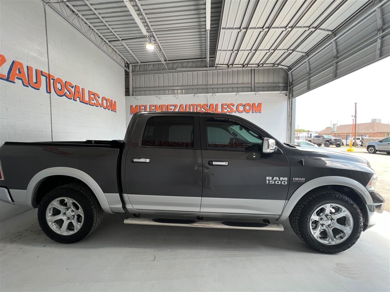 RAM 1500 Laramie Crew Cab SWB 4WD 2016