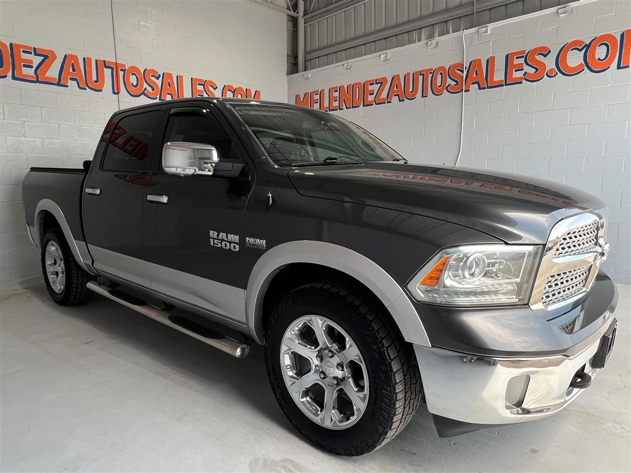 RAM 1500 Laramie Crew Cab SWB 4WD 2016